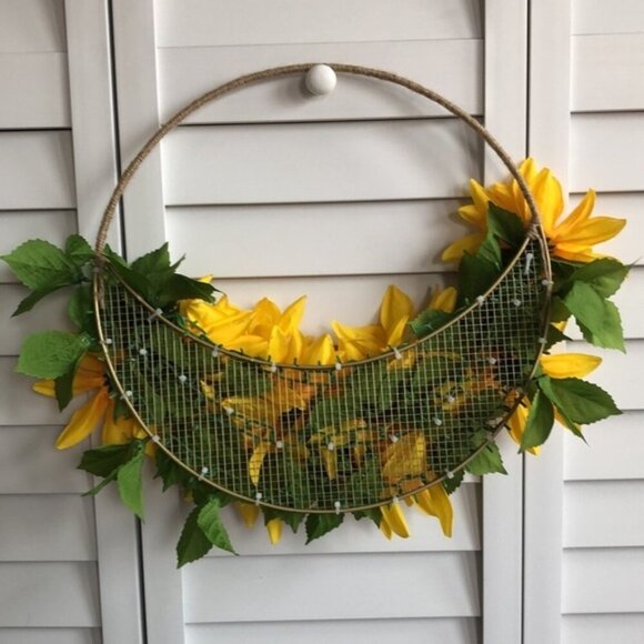 Yellow Dahlia Flower Leaf Floral Decor Hawaiian Sunshine Twine Tweed Hoop Wreath - Picture 4 of 4